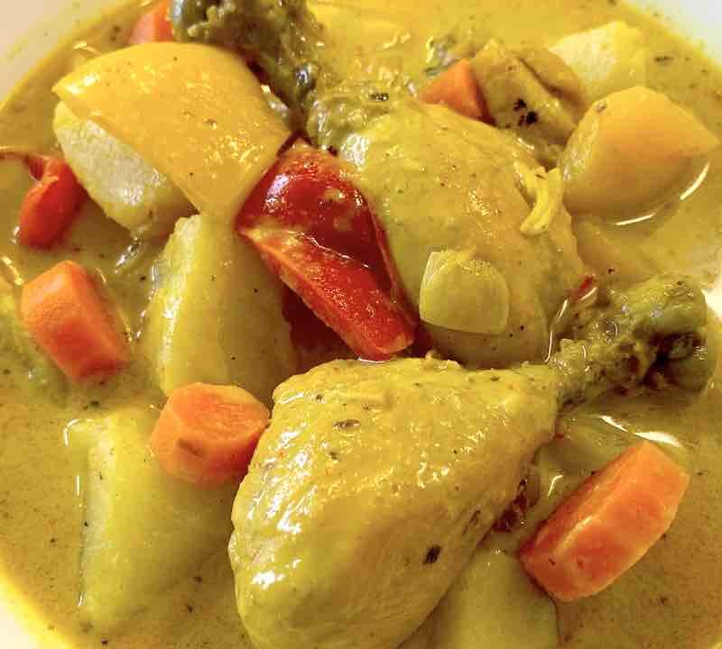 Filipino Chicken Curry - Ginataang Manok